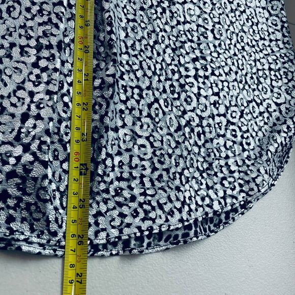 MICHAEL KORS Silver Metallic Animal Print Long Sleeve V-Neck Blouse XS - Picture 10 of 12